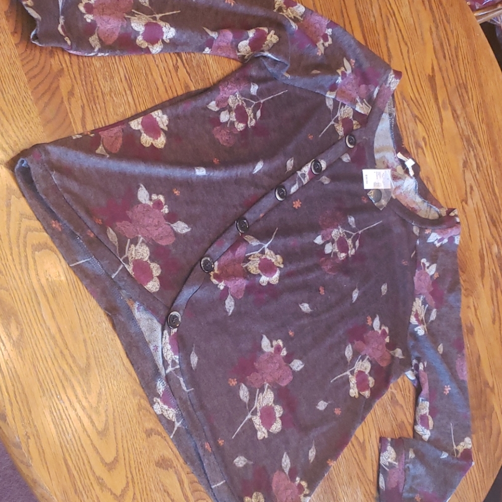 Maurice brand plus size shirt